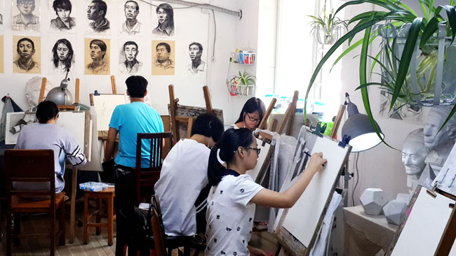 �人�����ǻ���